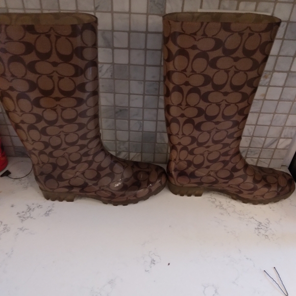 Coach Rain Boots - Picture 5 of 6